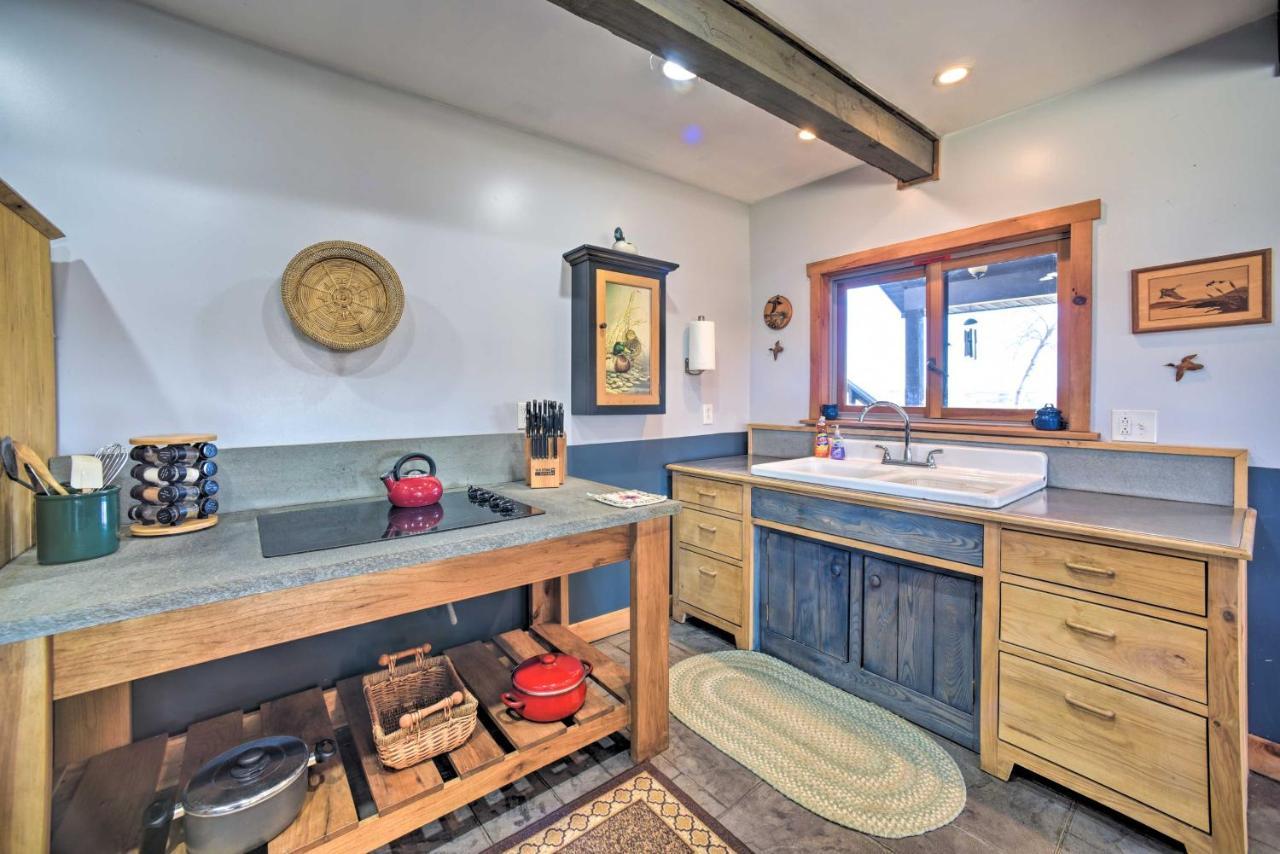 Country Escape With Sauna, 10 Mi To Cooperstown Richfield Springs Exterior photo
